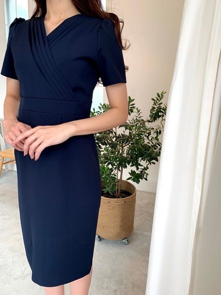 【新品】【即納】Ｖデザイン ミドルワンピース ワンピース ff（フフ） レディース 女性 ファッション 洋服