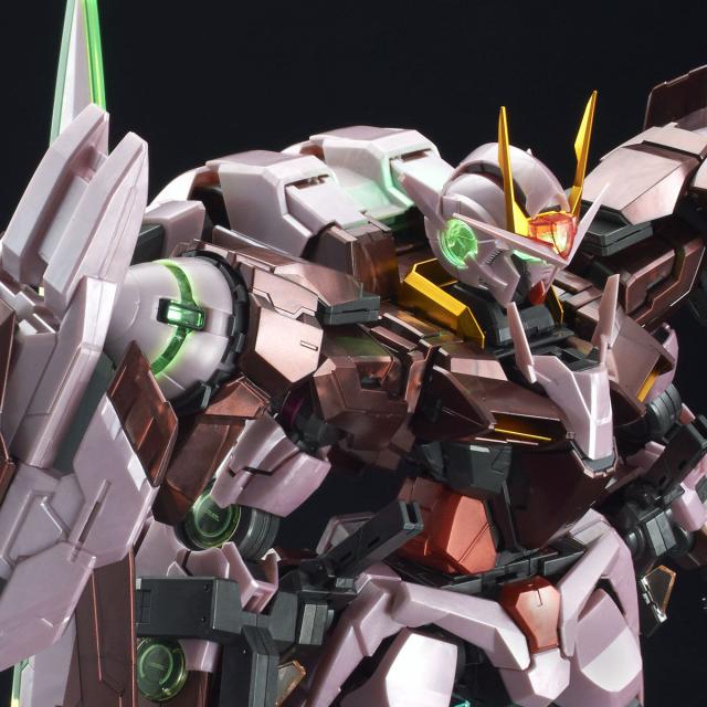 【新品】【即納】ＰＧ 1/60 トランザムライザー　機動戦士ガンダムＯＯ きどうせんしガンダムダブルオー 組み立て式プラモデル ガンプラ ロボット