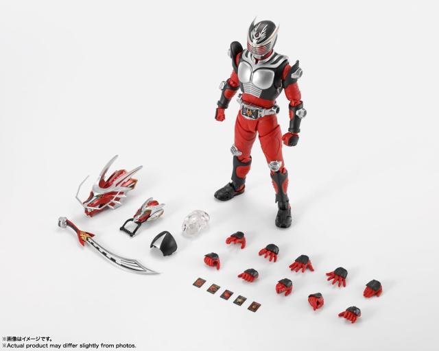 【新品】26年6月入荷次第発送予定　S.H.フィギュアーツ（真骨彫製法） 仮面ライダー龍騎 約145mm 塗装済み可動フィギュア　S.H.Figuarts かめんライダーりゅうき