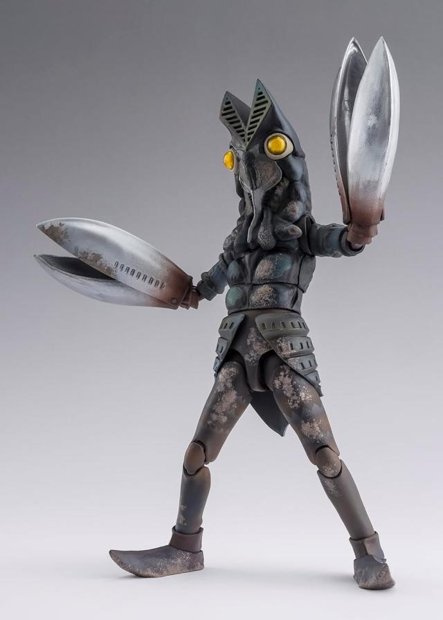 【新品】26年9月入荷次第発送【タイトルプリント PETシート付属】S.H.フィギュアーツ ウルトラマン バルタン星人 60th Anniversary Edition 約160mm フィギュア