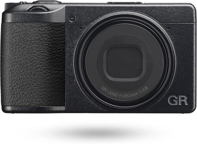 【新品】【即納】 RICOH GR IIIx デジタルカメラ 焦点距離 40mm 24.2M APS-Cサイズ大型CMOSセンサー搭載 写真 撮影 機器