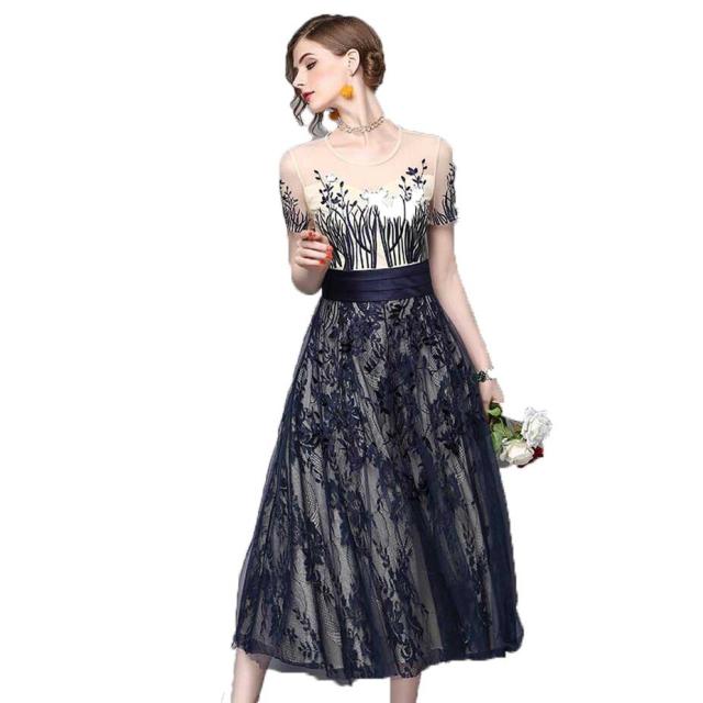 パーティードレス M即納他予約 モデル身長175cm 高身長向け 165cm以上 大人 上品感 花柄 レース マキシワンピース ロングドレスの通販はau Pay マーケット アニバーサリースタイル