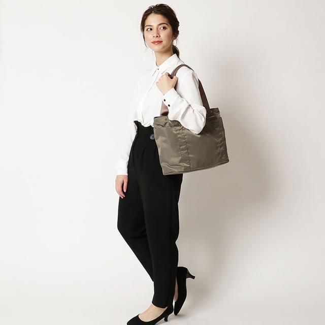 ラ バガジェリー LA BAGAGERIE バッグ トートバッグ レディース 撥水 TOTE BAG B72-12-01 母の日