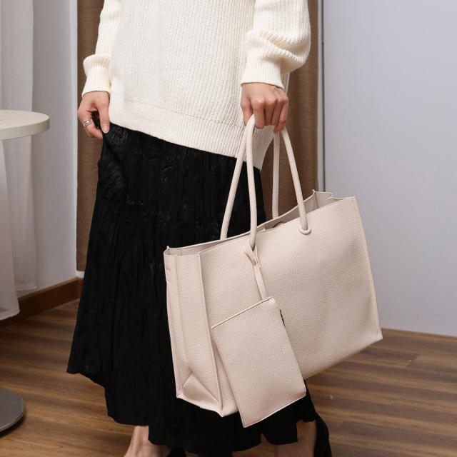 アングリッド Ungrid バッグ トートバッグ レディース ポーチ付 軽量 Large Tote Bag 517の通販はau Pay マーケット スニークオンラインショップ Au Pay マーケット店