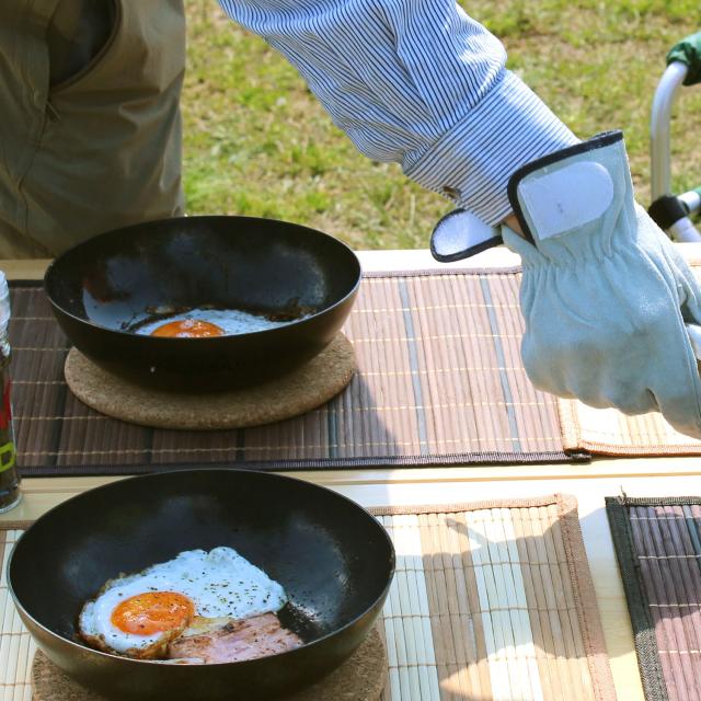 COCOpan ココパン フライパン 炒め 26糎 深型 IH 屁っ放り相応う 鉄 リバーともし火 極SONS C102-004
