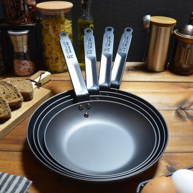 リバーライト RIVER LIGHT 極 フライパン 22cm IH ガス オーブン対応 鉄 オフィシャルサイト限定 極PRO KPR1222_5