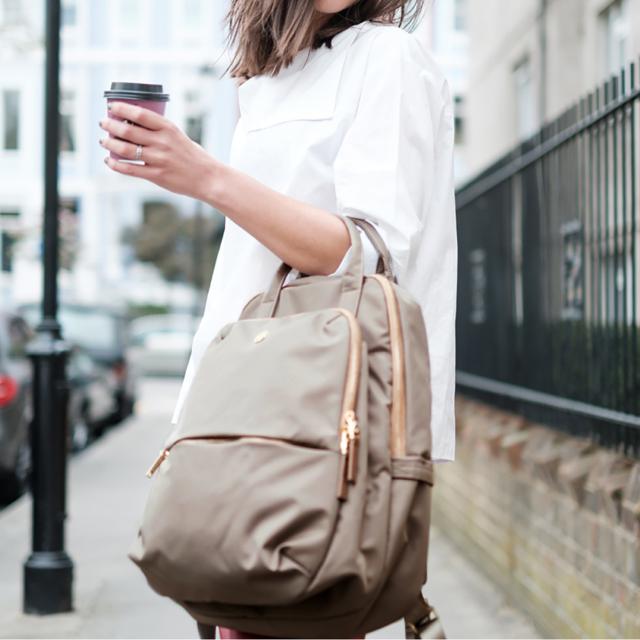 リッタグリッタ LITTA GLITTA マザーズリュック ママバッグ バックパック レディース 15.3L おしゃぶりポーチ付