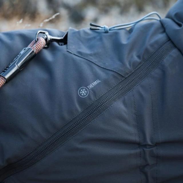 フルッタ Hurtta 犬 服 オーバーオール 犬服 冬 アウター 大型犬 防寒 EXTREME OVERALLS グレー