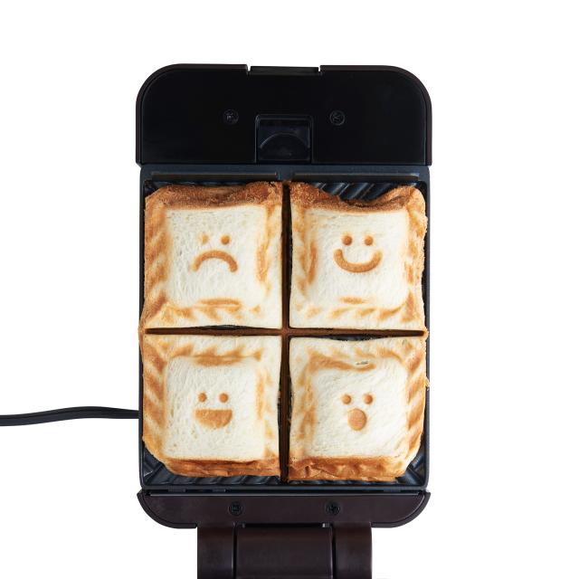 特典付き Toffy トフィー ホットサンドメーカー 電気 ミニ 食パン 耳まで焼ける 4分割 クォーター ホワイト ブルー ピンク 白 K-HS6_11