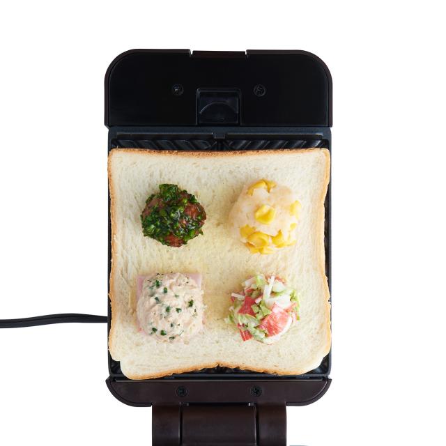 特典付き Toffy トフィー ホットサンドメーカー 電気 ミニ 食パン 耳まで焼ける 4分割 クォーター ホワイト ブルー ピンク 白 K-HS6_12