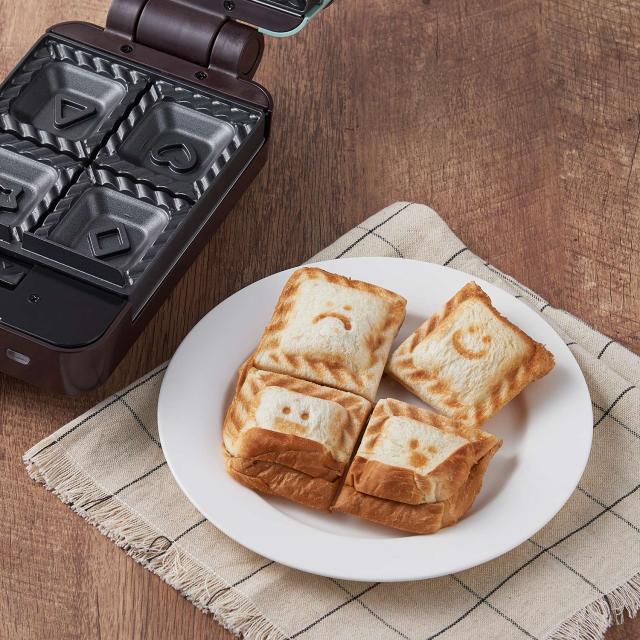 特典付き Toffy トフィー ホットサンドメーカー 電気 ミニ 食パン 耳まで焼ける 4分割 クォーター ホワイト ブルー ピンク 白 K-HS6_8