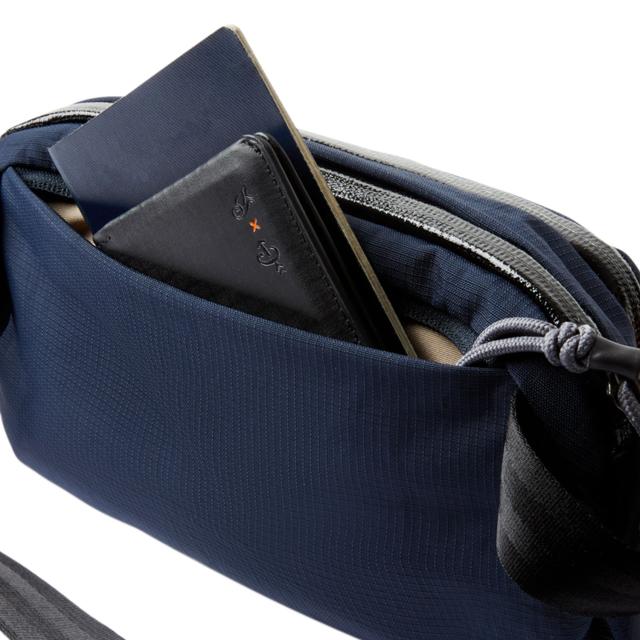 ベルロイ Bellroy バッグ クロスボディバッグ ベンチャー レディ スリング 2.5L メンズ レディース 軽量 耐水 斜め掛け ネイビー