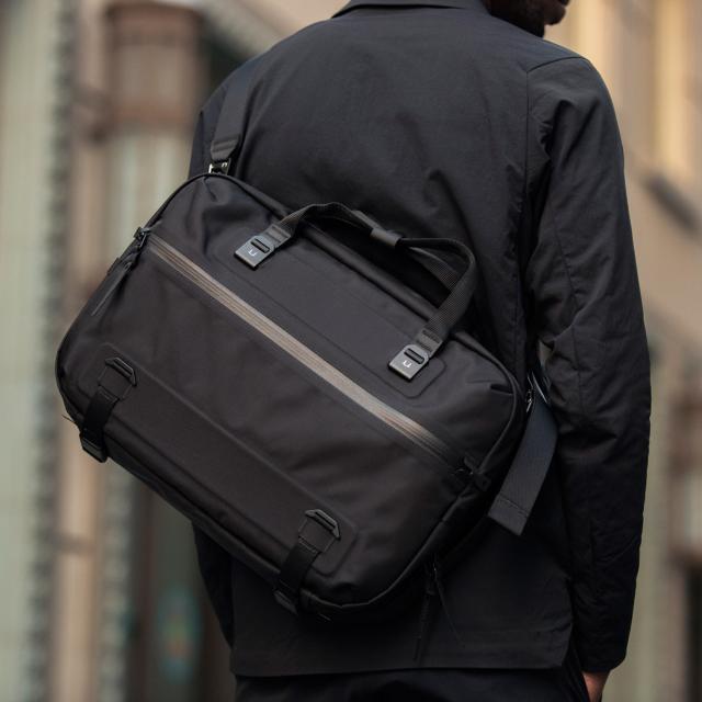 ブラックエンバー BLACK EMBER バッグ ブリーフケース PCバッグ ビジネスバッグ メンズ レディース 20L 7225004 ブラックエンバー BLACK EMBER バッグ ブリーフケース PCバッグ