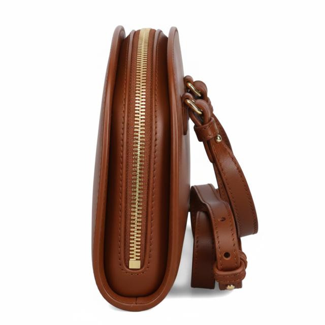 A.P.C. アーペーセー ショルダーバッグ デミルーン レディース 斜めがけ 軽量 DEMI-LUNE LEATHER CLUTCH ブラック ブラウン PXAWV F61596_2