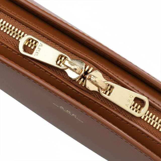 A.P.C. アーペーセー ショルダーバッグ デミルーン レディース 斜めがけ 軽量 DEMI-LUNE LEATHER CLUTCH ブラック ブラウン PXAWV F61596_7