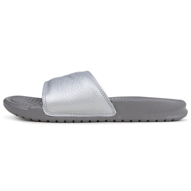 Nike Wmns Benassi Just Do It Bp ナイキ ベナッシ サンダル レディース メンズ シルバー Ao4642 001の通販はau Pay マーケット スニークオンラインショップ Au Pay マーケット店