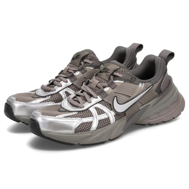 NIKE ナイキ スニーカー メンズ レディース V2K RUN ブラウン HQ1678-200_1