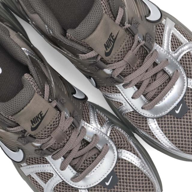 NIKE ナイキ スニーカー メンズ レディース V2K RUN ブラウン HQ1678-200_6