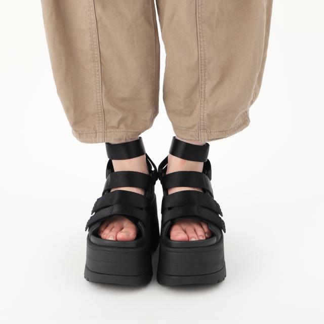 UGG 厚底スポーツサンダル ブラック 約24cm UGG ブラック サンダル 厚底