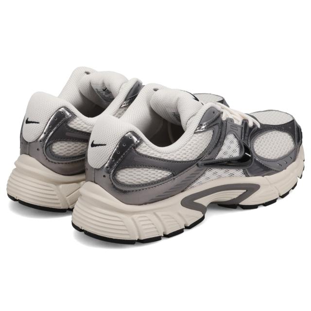 ナイキ NIKE スニーカー メンズ レディース V5 RNR シルバー HJ5228-009