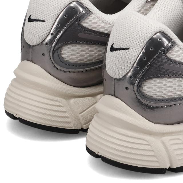 ナイキ NIKE スニーカー メンズ レディース V5 RNR シルバー HJ5228-009