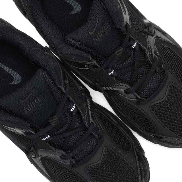 ナイキ NIKE ウィメンズ V5 ランナー スニーカー メンズ レディース WMNS V5 RNR ブラック 黒 HQ7901-001