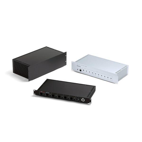 タカチ電機工業 HYR133-43-33SS 直送 代引不可 縦型ヒートシンク式ラックケース HYR1334333SS