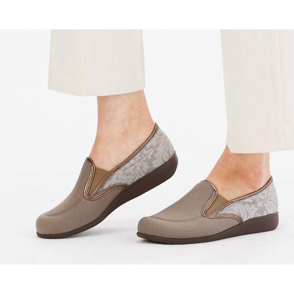 アサヒシューズ レディース カジュアルスニーカー(ベージュ・サイズ：22.5cm) 返品種別A アウトドアプロダクツ 711WS ベージュ⁄ブラウン⁄ネイビー⁄ブラック