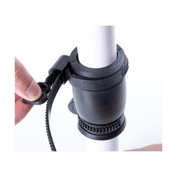 ＨＣＬ PWD-13-150-WG-PA66-BK 樹脂製ホースバンド Ezyclamp 手締めタイプ 締付径25．0〜150．0mm ナイロン66_3