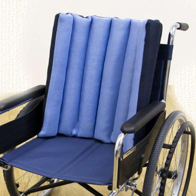 代引不可 背面クッション 背中さらっとクッション 洗える 背面 背もたれ クッション 50ｘ50cm 車いす 介護 手洗い可 寄りかかりクッション IKEHIKO 7714409