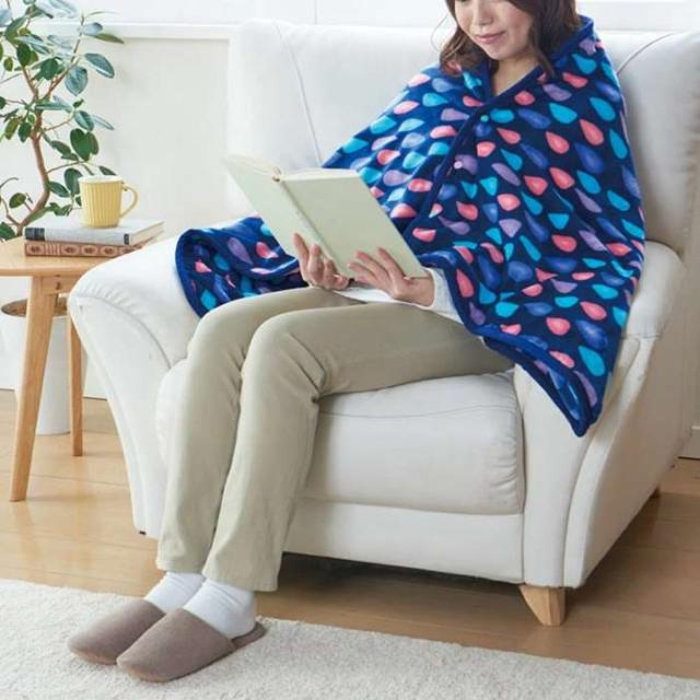 即納 ホットブランケット ミッドナイトブルー 約70cm×140cm Hot Blanket 電気ひざ掛け 北欧テイストのデザインがお洒落  Sugibo SB20B12(MB)の通販は 7,034円