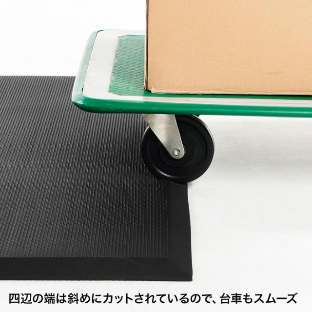 即納 代引不可 立ち仕事での脚の疲労を低減する疲労軽減マット 様々な用途に使える中型タイプ 疲労軽減マット W500×D900mm サンワサプライ SNC-MAT5_3