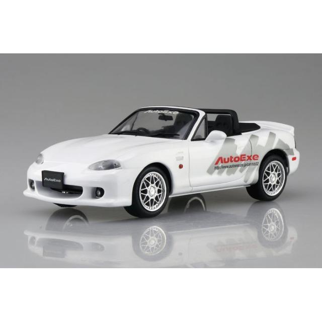 オートエクゼ NB8C ロードスター '99（1/24組立完成品） 1/24 オートエクゼ NB8C ロードスター 99(マツダ) アオシマ