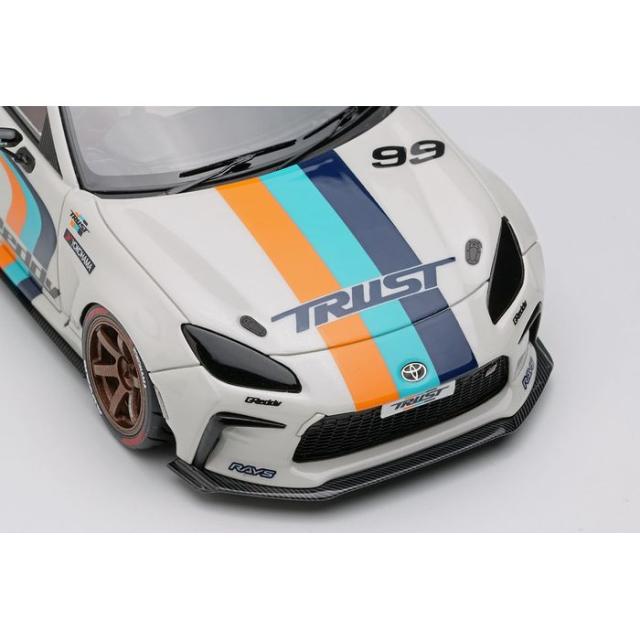 1/43 トラスト グレッディ GR86 ターボ 東京オートサロン2023 クリスタルホワイトパール メイクアップ EM664