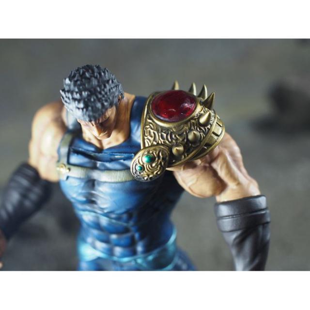 CCP 北斗の拳 北斗究極造形EX ラオウ 特別カラー 拳王兜ver. 劇中版 北斗の拳 北斗究極造形EX ラオウ 特別カラー 拳王兜ver. 劇中版