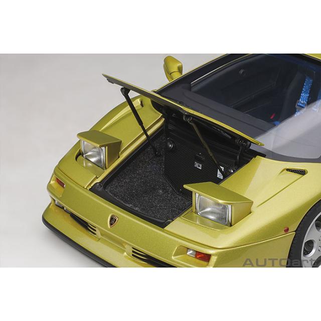 オートアート 1/18 ランボルギーニ ディアブロ6.0（イエロー） AUTOart 1/18 ランボルギーニ ディアブロ SV-R （SUPERFLY YELLO