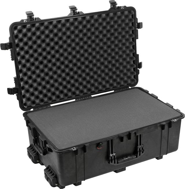ペリカン 1650 カメラケース フォーム付き [ブラック] Pelican 1650 Camera Case With Foam [Black] 1650-020-110の通販は