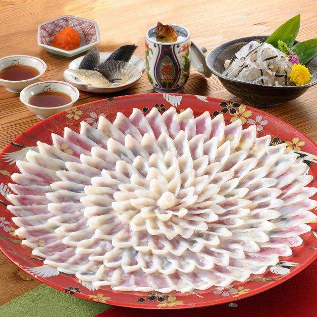 関とら本店 とらふく刺身絵皿盛り 送料無料 / お取り寄せ お土産 ギフト プレゼント 特産品 バレンタイン おすすめ /の通販は 15,772円