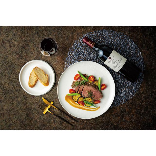 ラ・ロシェル坂井宏行監修 牧草牛のサーロインステーキ白トリュフソース 950485 4827-135 牛肉 送料無料 【二重包装不可】【お届け不可地域：北海道・沖縄・離島】 お取り寄せ 通販 お土産 お祝い プレゼント ギフト おすすめ