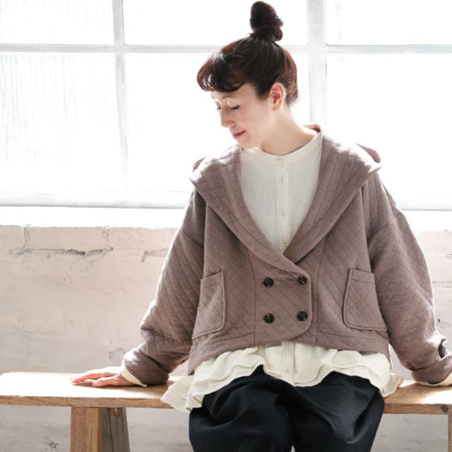 《通常販売START！》まぁるいキルトのジャケット レディース アウター 羽織り 長袖 ショート丈フード付き キルティング 中綿