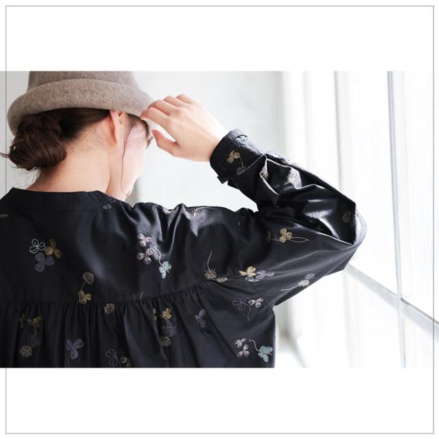 ついに再入荷！】ちいさな花とクローバーのブラウス レディース シャツ