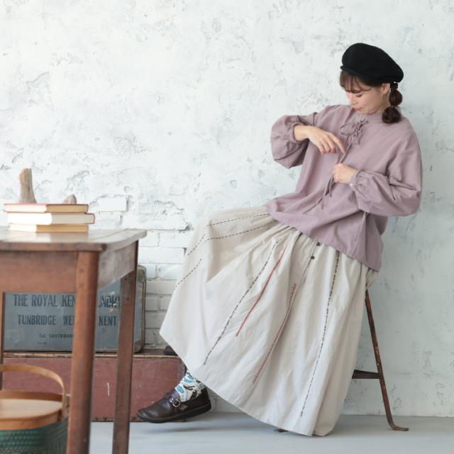 はちみつ堂 たなびくラベンダーの編み上げブラウス レディース シャツ 長袖 レースアップ スキッパー風 リネン混 麻混 トップス_4