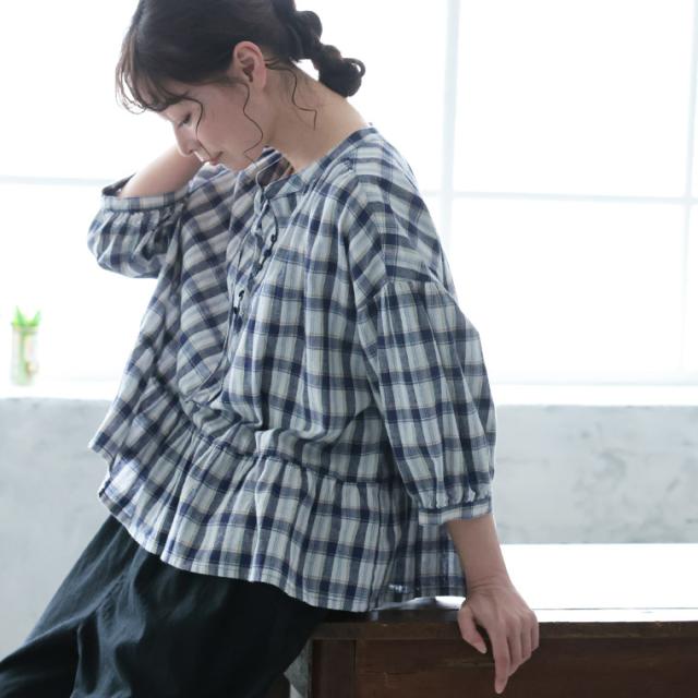はちみつ堂 朝顔チェックのブラウス レディース プルオーバー 七分袖 7分袖 パフスリーブ スキッパー風 リネン混 トップス_5