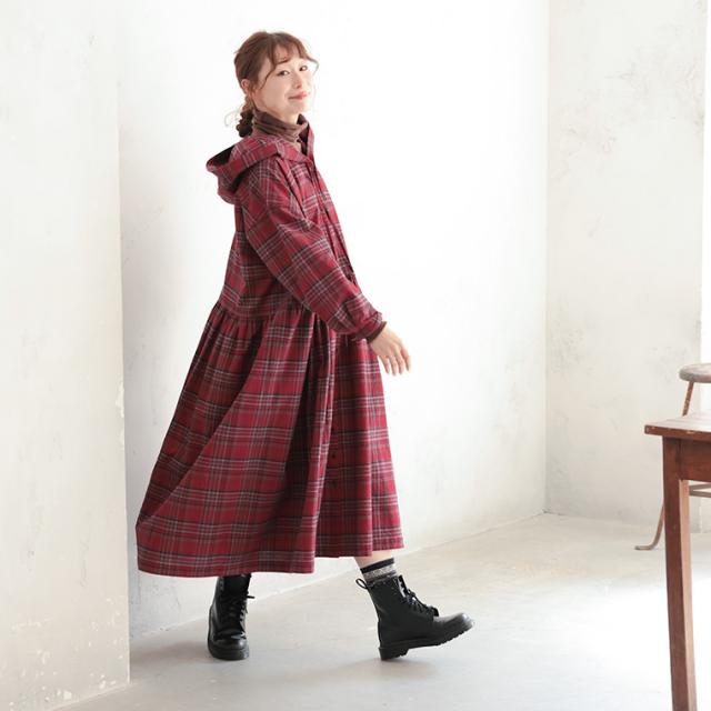 ついに再入荷！】ブリードの森 赤ずきんなチェックワンピース