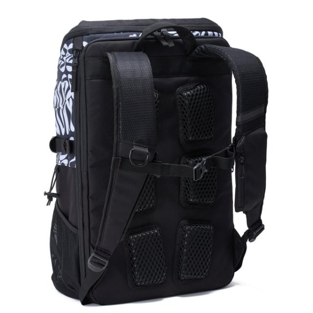 【ブラックBのみ】UNDER ARMOUR（アンダーアーマー）UAクール バックパック3.0 30L（1384755）リュックサック バッグ 撥水 一般用_7