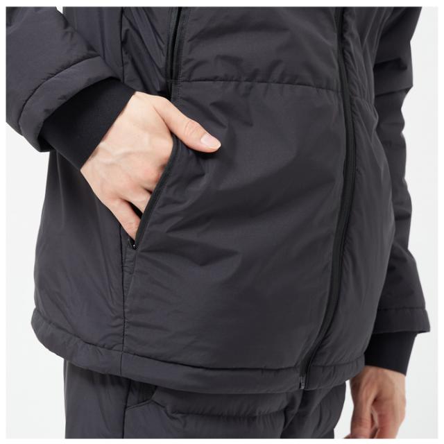 Lサイズのみ】hummel（ヒュンメル）ESSENCIAL FIELD WARM JACKET