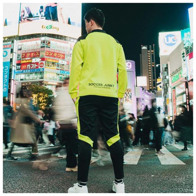 junky（ジャンキー）future STRIPE ハーフZIPトレーニングトップ