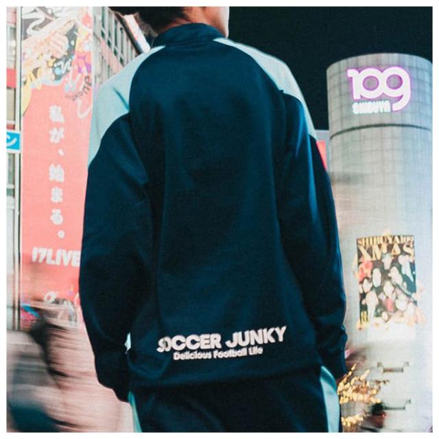 junky（ジャンキー）future STRIPE ハーフZIPトレーニングトップ
