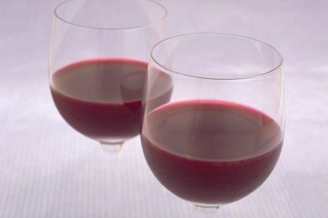 送料無料 2ケース ただし北海道 沖縄および離島地域は除く ラデラ ヴェルデ レッド1 5l 12本 チリ の通販はau Pay マーケット おいしく飲呑会