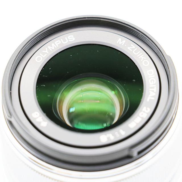 OLYMPUS オリンパス　純正標準レンズ　美品　完全動作品　一点限り　即日発送 オリンパス 45mm F1.8 シルバーレンズで美しさを撮ろう